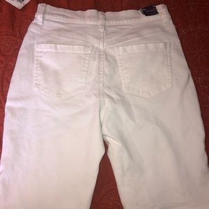 Gloria Vanderbilt Bermuda shorts( Amanda) classic rise